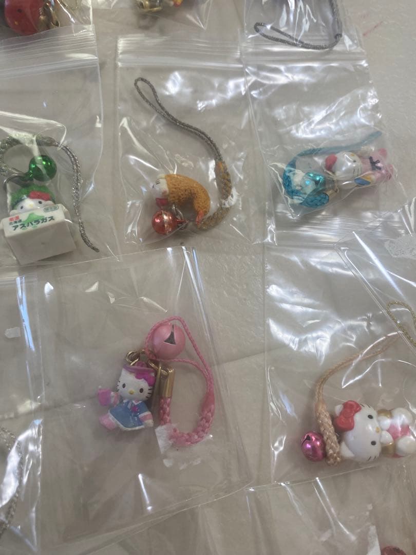 ハローキティ ストラップ セット ご当地　コラボ80点まとめ売り