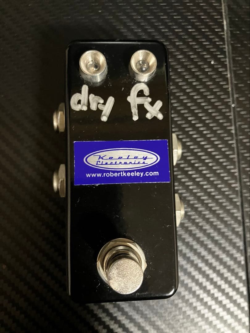 Keeley 1ループスイッチャー