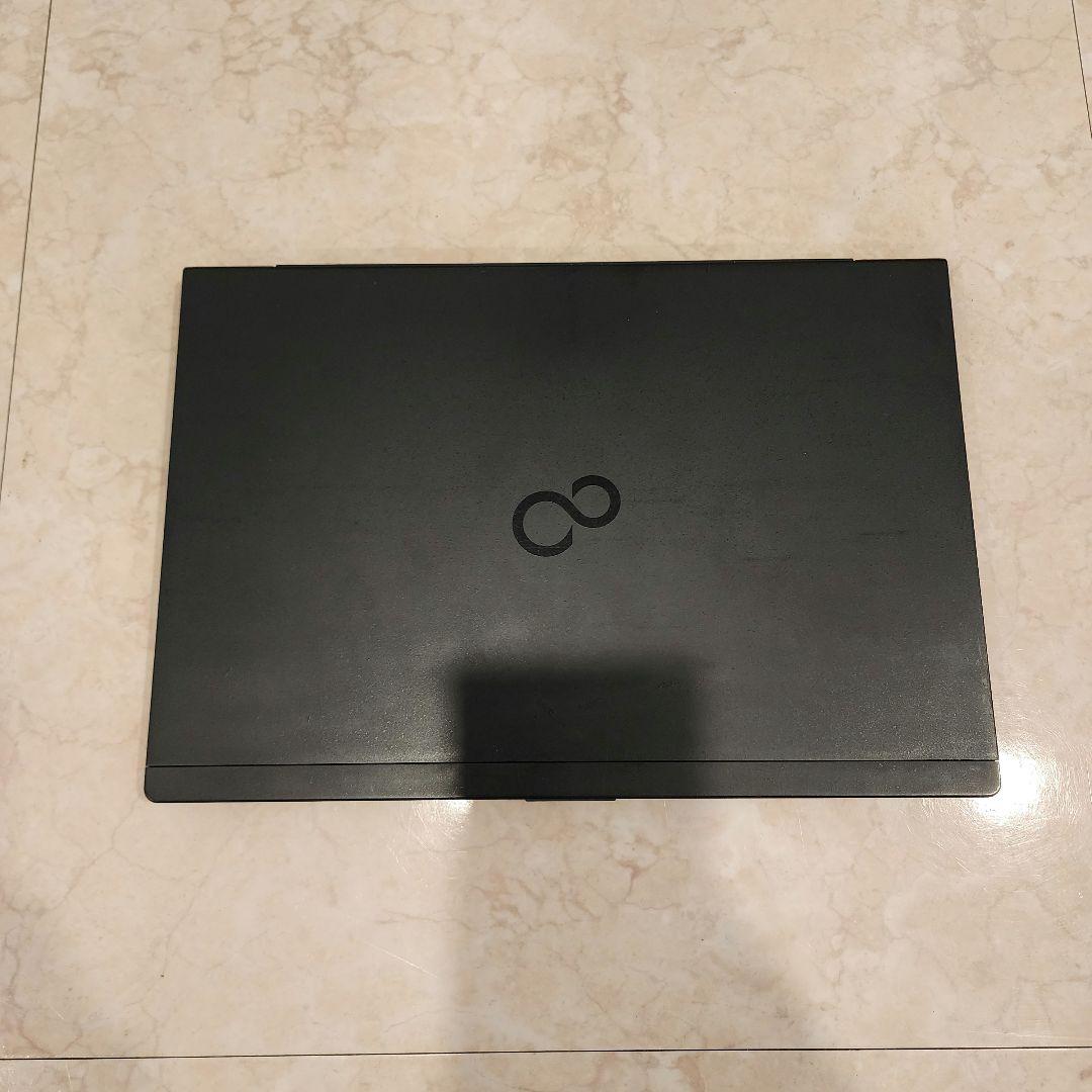 富士通軽量13.3型Windows11/i5/SSD/RAM8G/Office