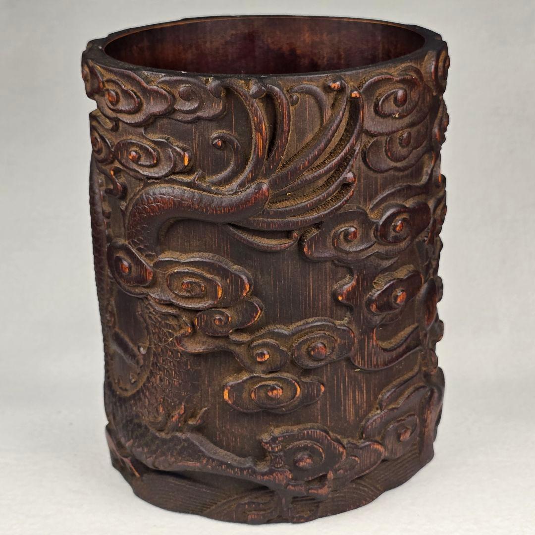 文房具 本物古竹材 細工 浮彫り 雲中飛龍紋 筆筒 美品 激安