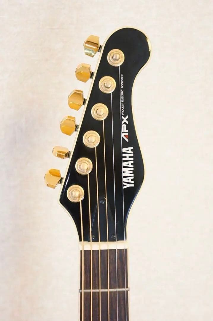 動作品　YAMAHA APX-8CS エレアコ