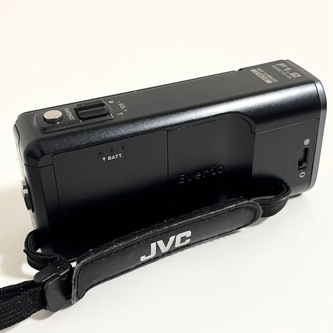 ビデオカメラ JVC everio GZ-V590