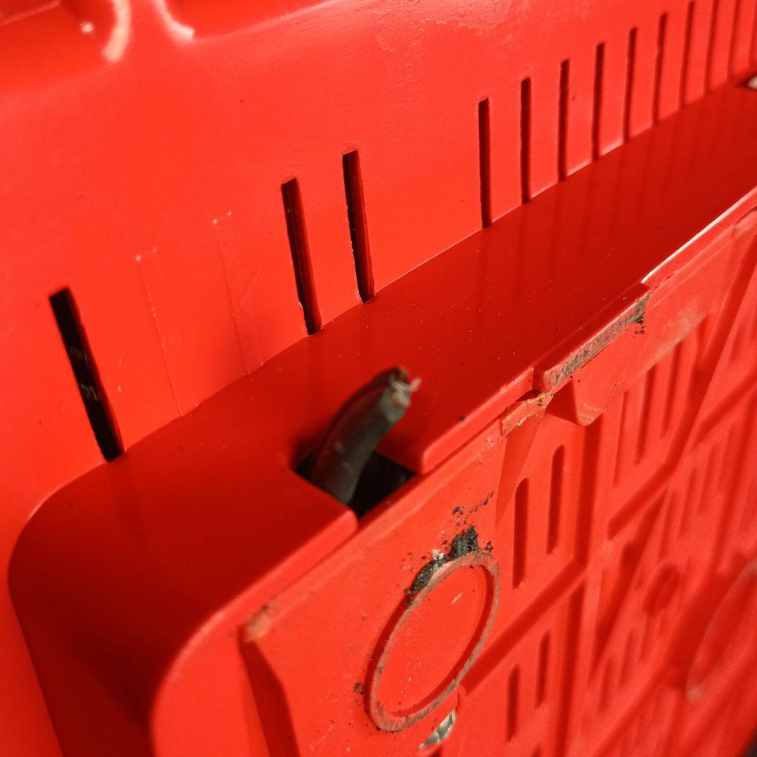 カーズ ブラウン管テレビ 2011年製 ジャンク 14インチ