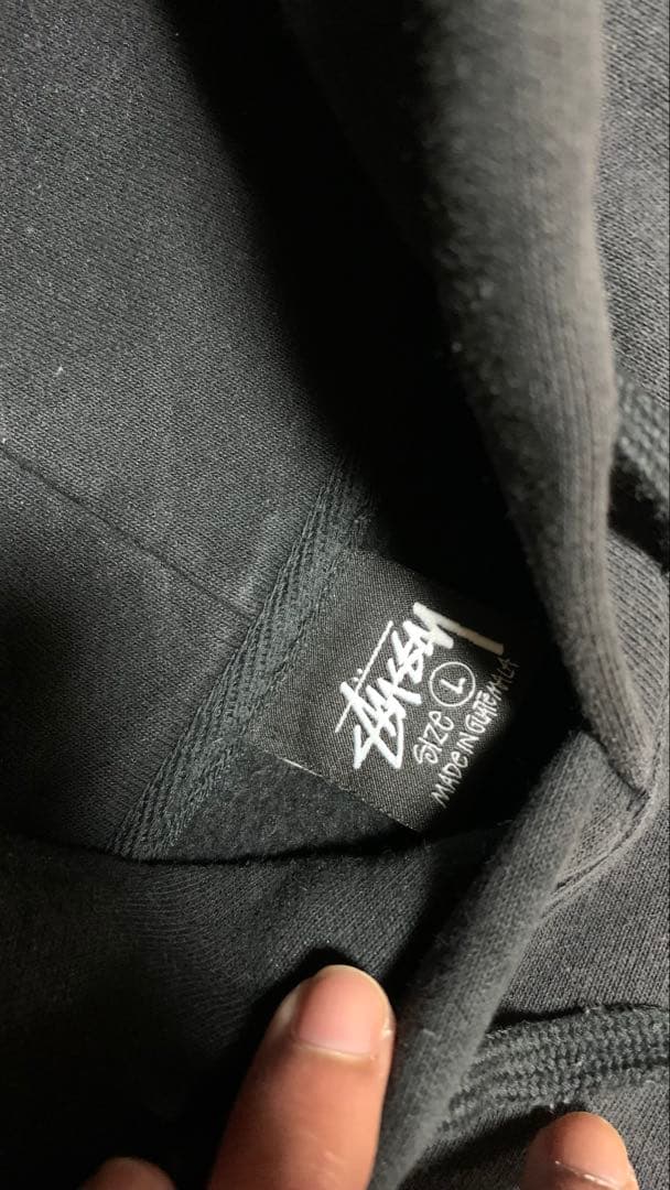 Stussy ブラック パーカー Lサイズ