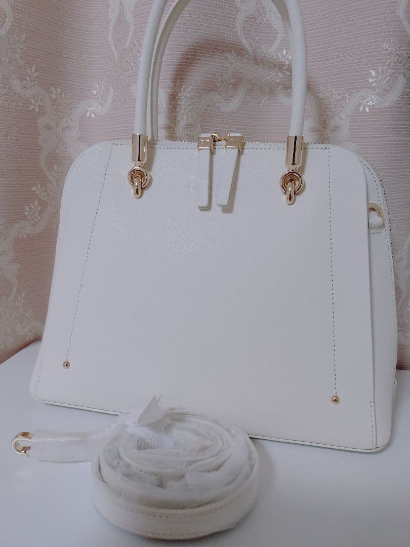 サマンサタバサ アベクトワ ホワイト