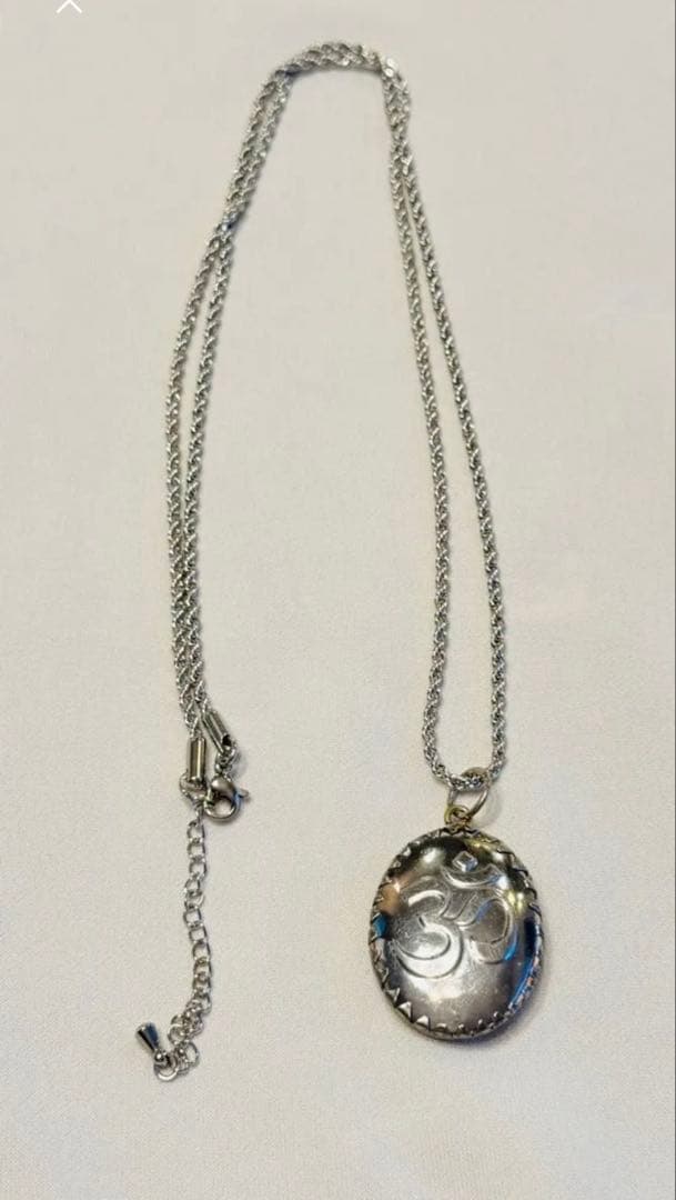 シヴァ神様　オーム　ペンダント　ネックレス　オーム　ヨガ