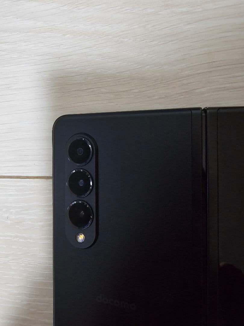 ゾ*ん様 【難有り】Galaxy Z Fold3 5G SC-55B 本体