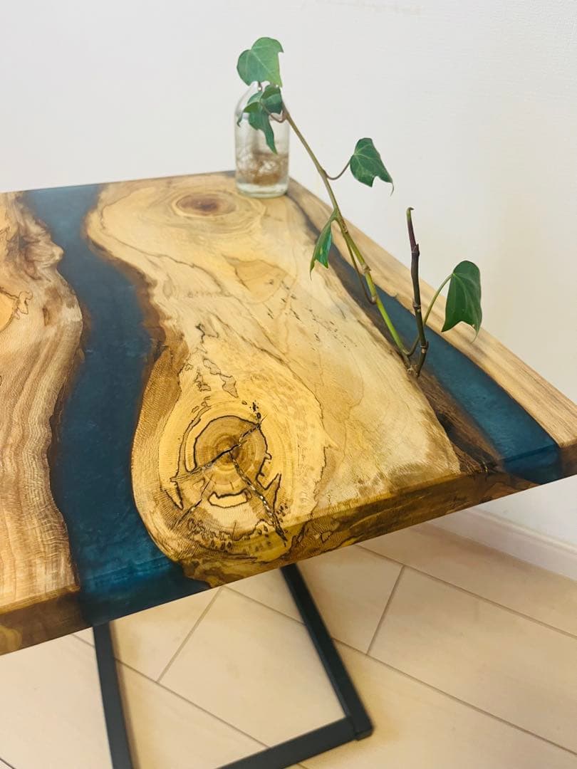 レジンテーブル　ソファテーブル　サイドテーブル