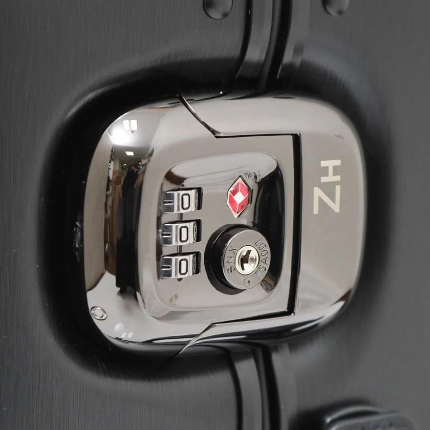 40％OFF定価16.5万 ゼロハリバートン パシュート PURSUIT 39L