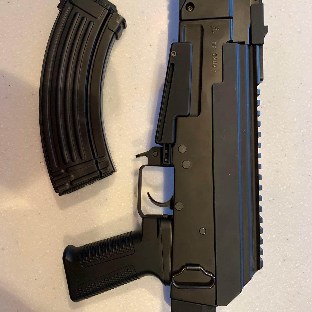 六花様　東京マルイ 次世代電動ガン AKストーム