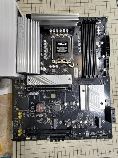 ASRock B860 PRO RS WiFi マザーボード動作確認済み 中古