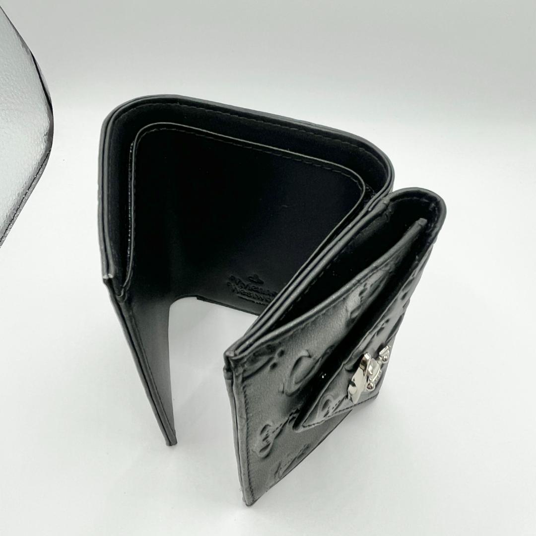 大人気 Vivienne Westwood 新品 黒 ミニ レター型 型押し