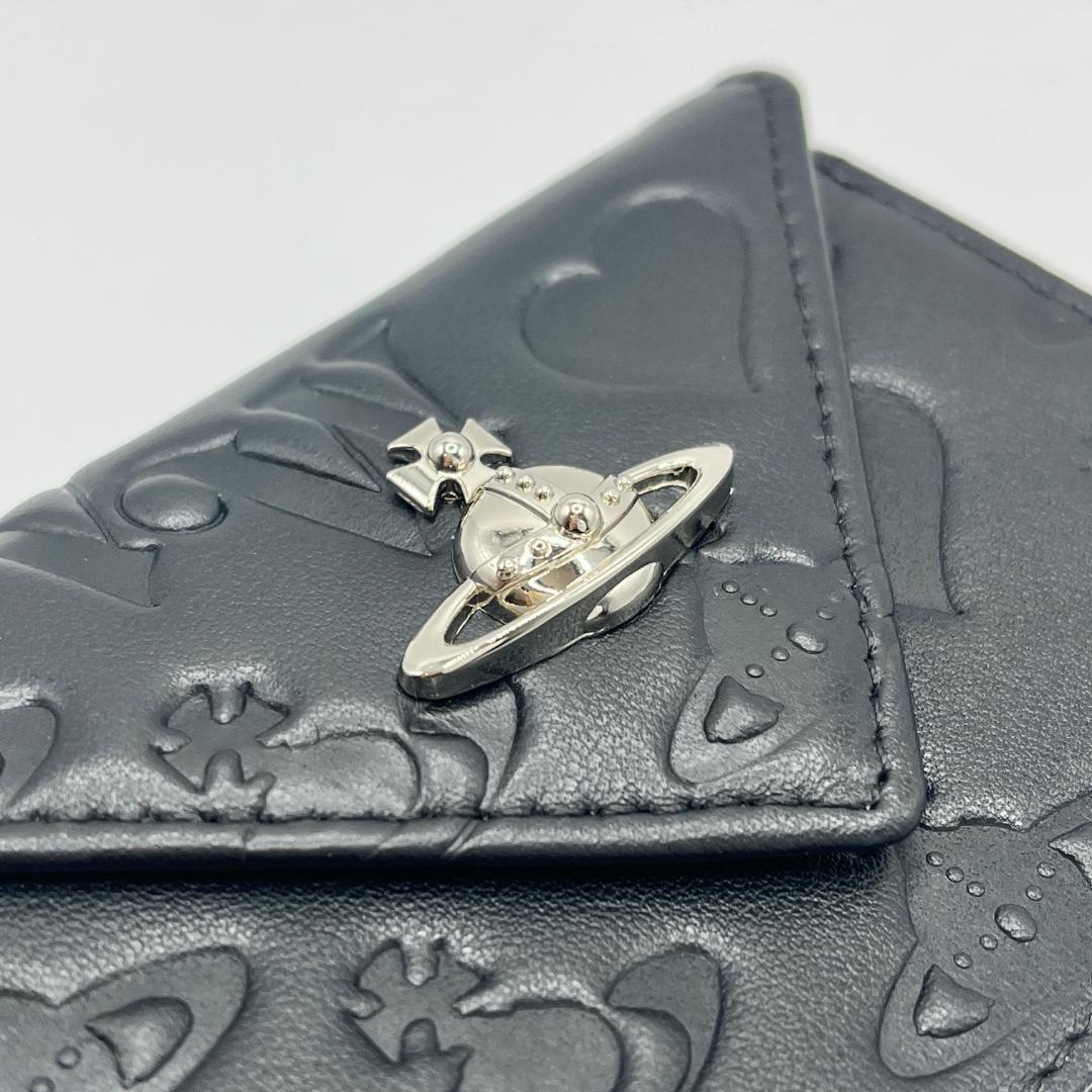 大人気 Vivienne Westwood 新品 黒 ミニ レター型 型押し
