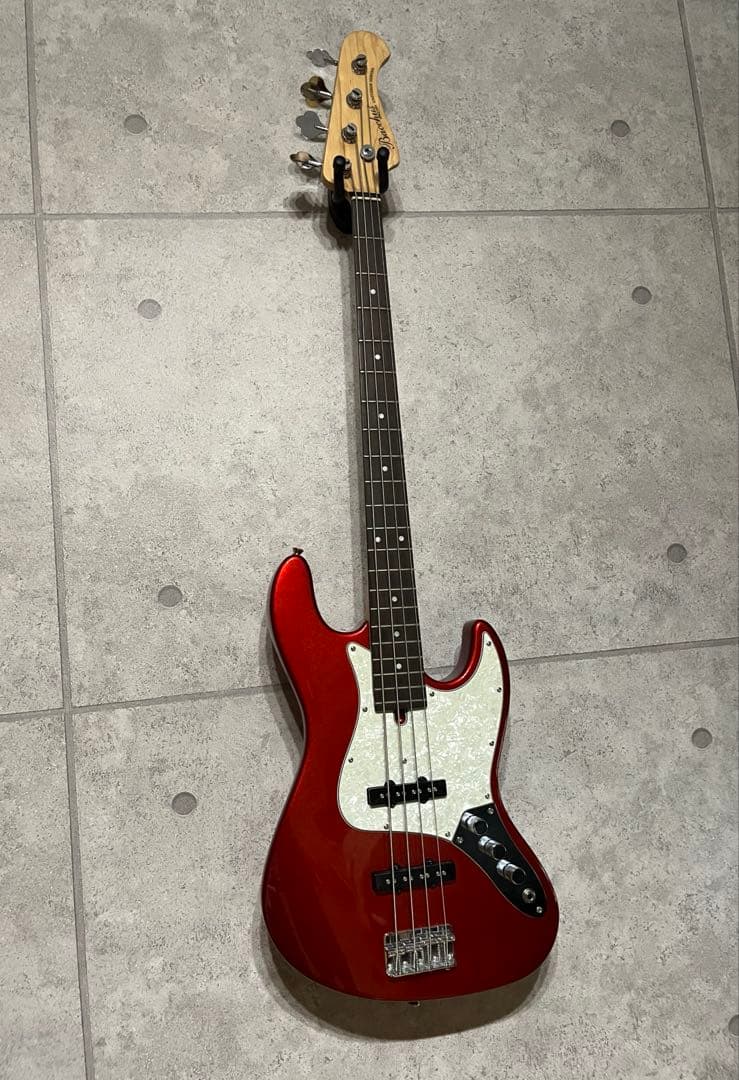 美品　ベース　Bacchus universe WJB-330R/CAR