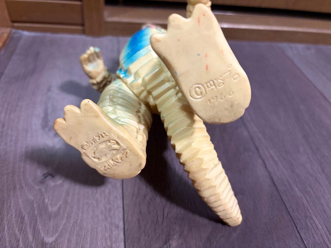 ブルマァク レッドキング ソフビ 当時物 1969年製 クリーム色 マルサン