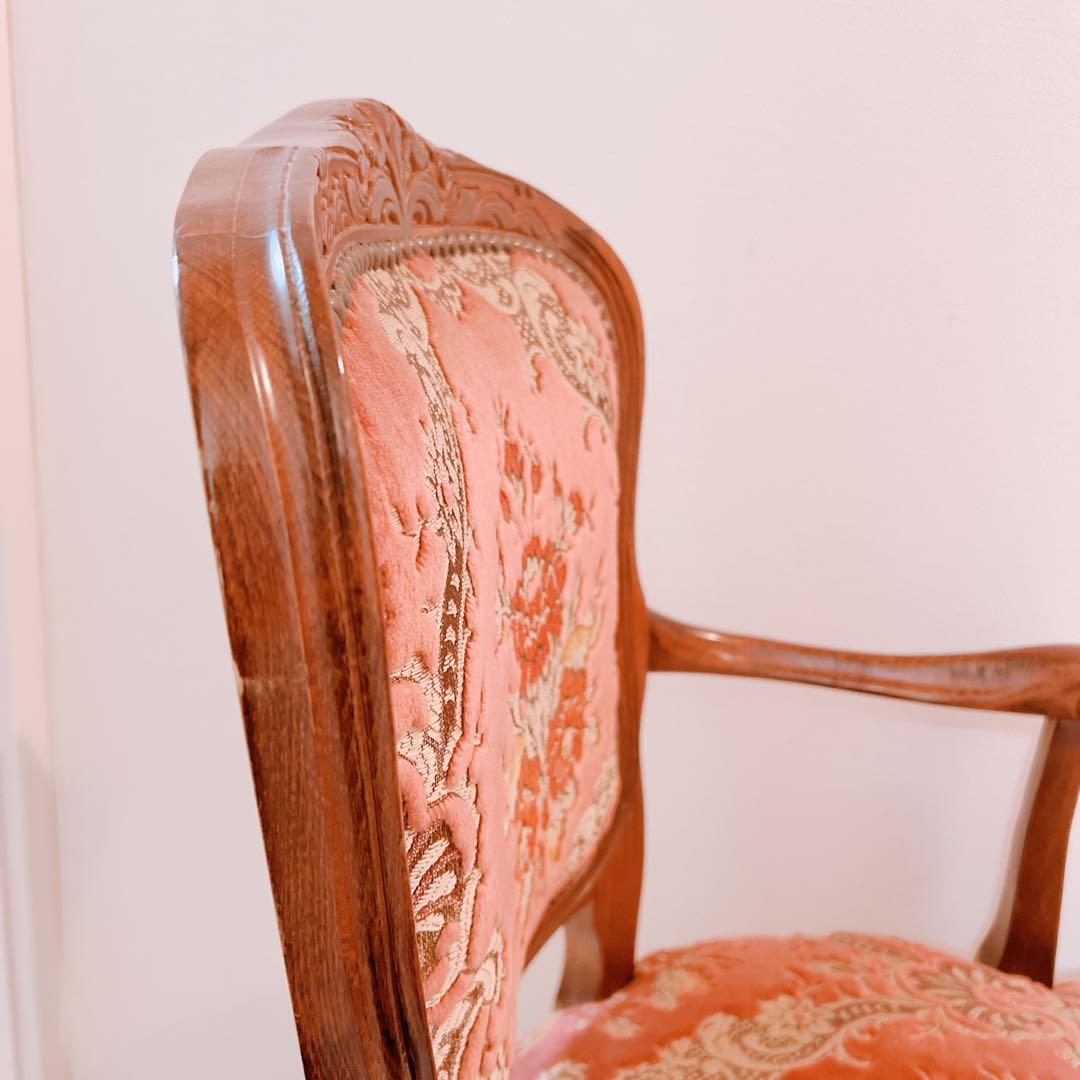 アンティークチェア　肘付き　ロココ調　猫足　ヴィンテージ　ピンク　イス　金華山張