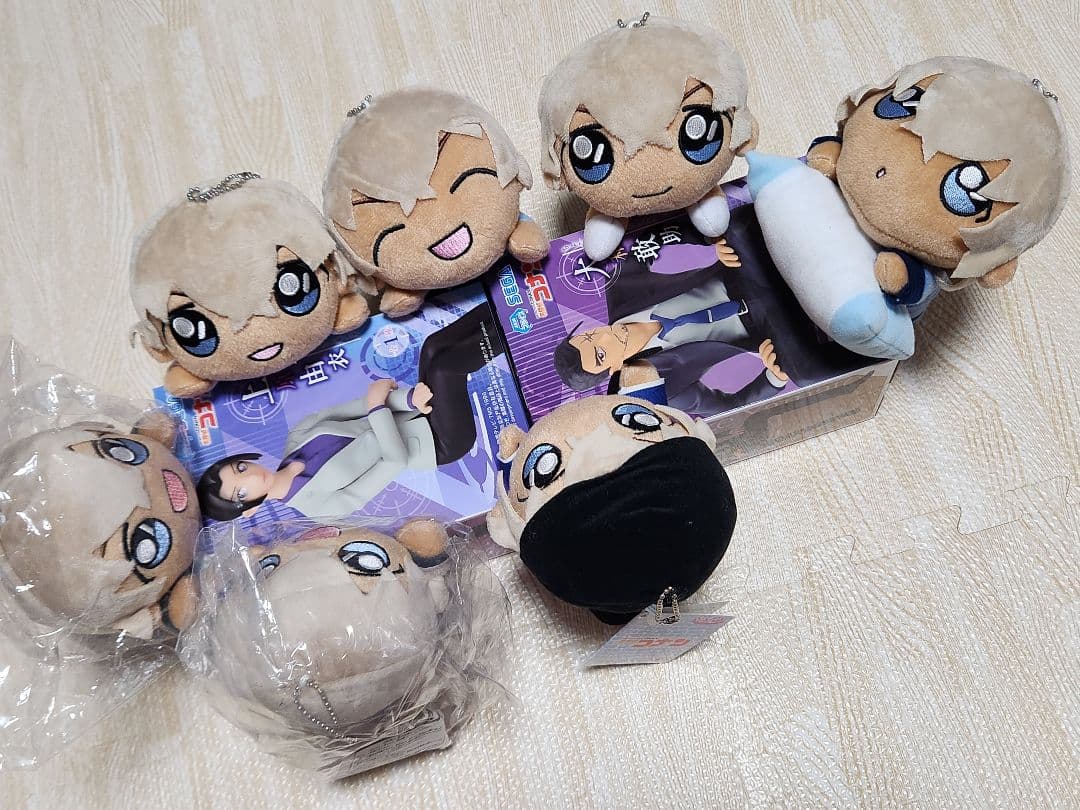 名探偵コナン 寝そべりぬい・ポーチ・クッションセット