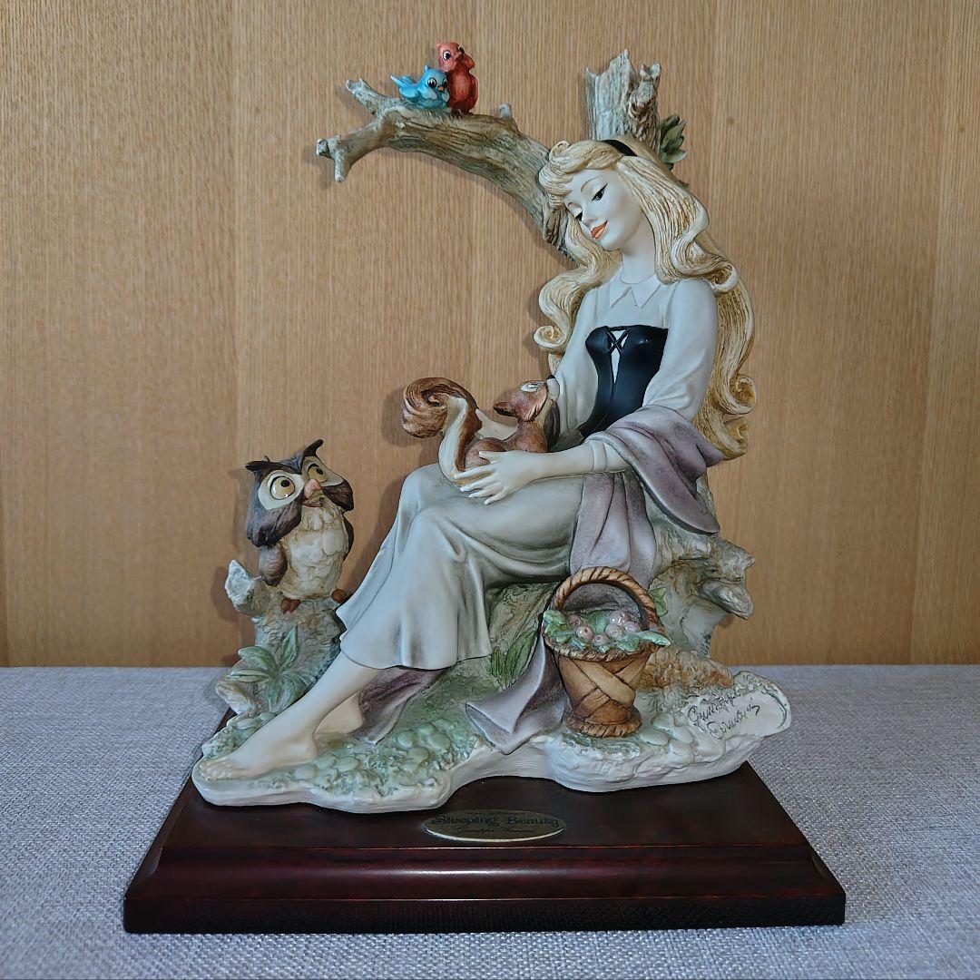 フローレンス ジュゼッペ・アルマーニ ディズニー 眠れる森の美女 フィギュア