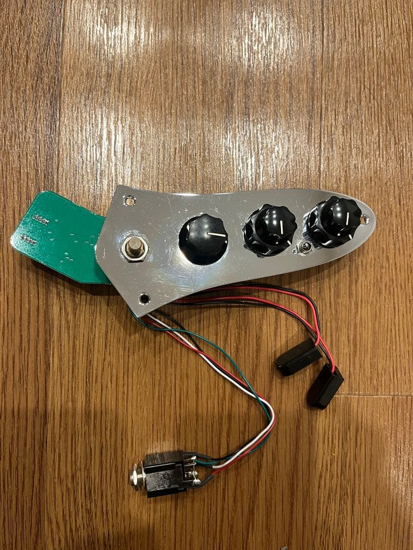 fender American elite jazz bass プリアンプ