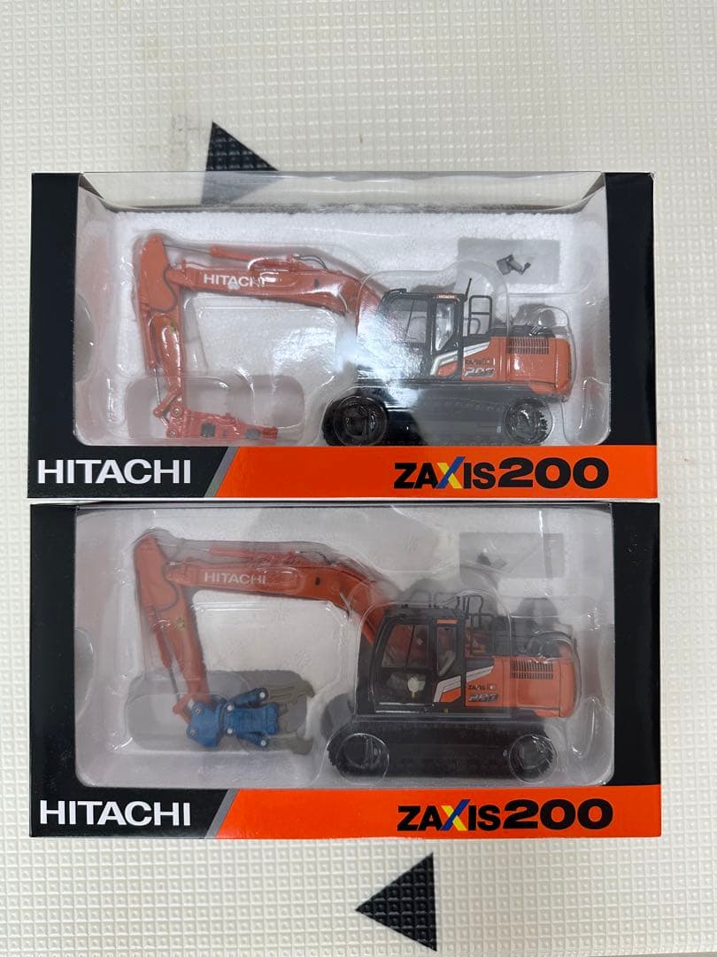 2点　日立　ZAXIS200 1/50