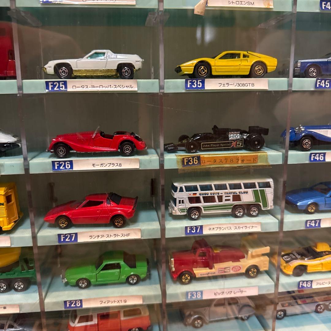 C*I様 絶版超希少品　トミカ 青箱外国車シリーズ 非売品ディスプレイケース付