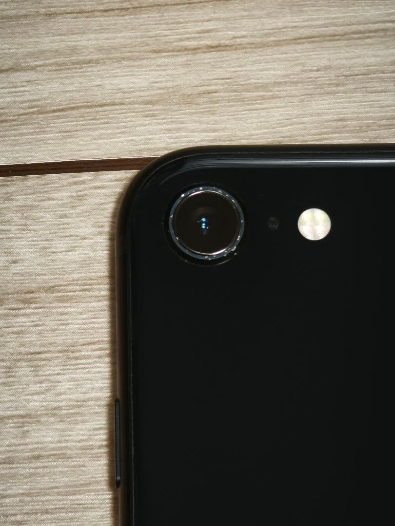 iPhone SE (第3世代) ミッドナイト SIMフリー 64GB 本体