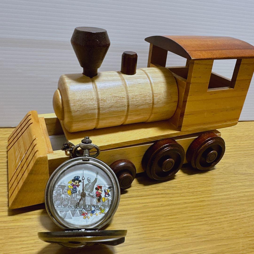 ウォルトディズニー　懐中時計　レトロ　レア　ディズニー　ミッキー　ミニー　汽車