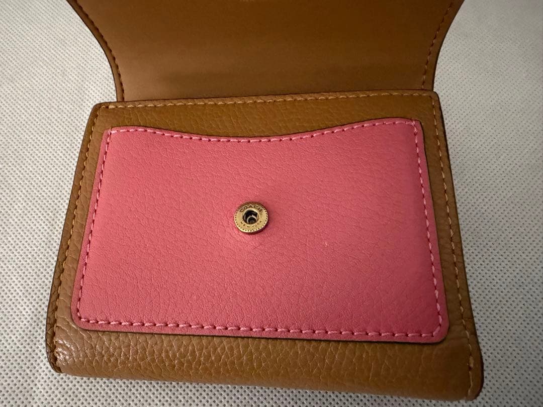【COACH】ミラ スモール フラップ ウォレット・カラーブロック
