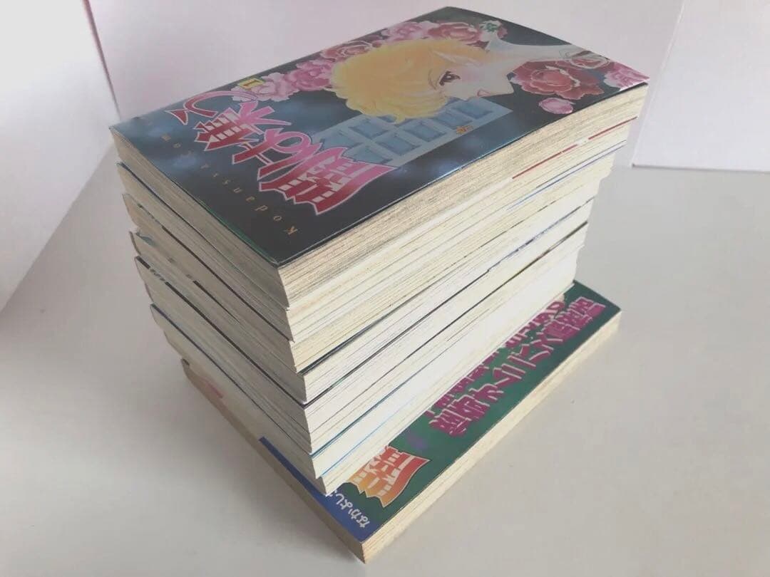 松本洋子　初版　闇は集う全9巻　少女漫画まとめ売り　付録　夜に消える翼