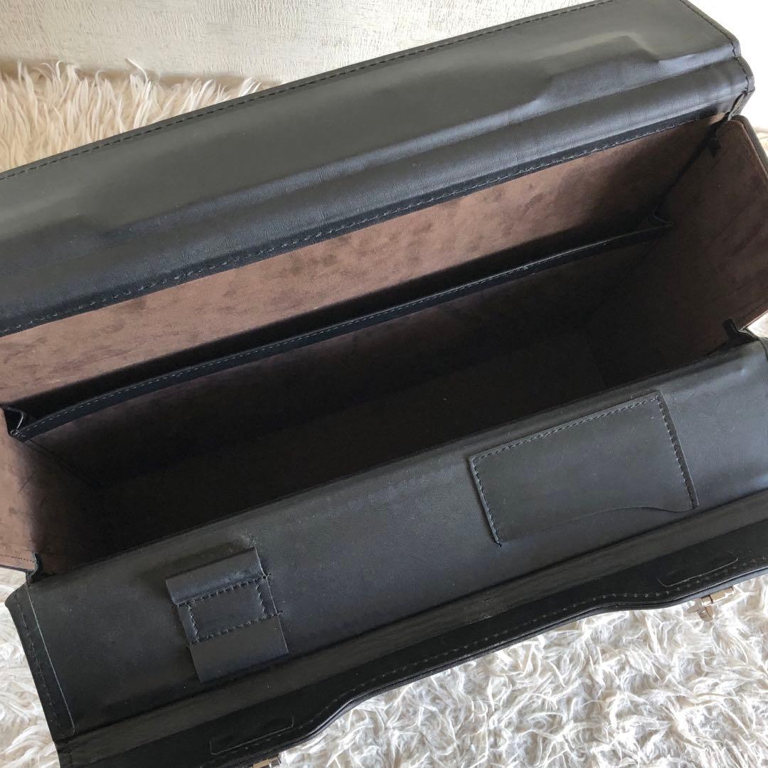 【日本製本革】MESSE マルエム　アタッシュケース　黒　ダイヤルロック　自立