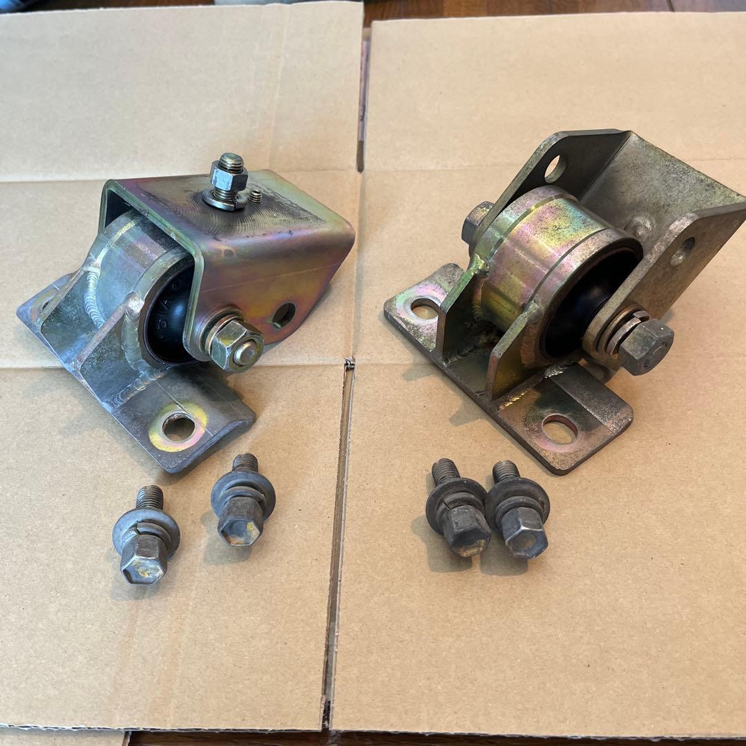 ジムニーjb 23 強化エンジンマウント