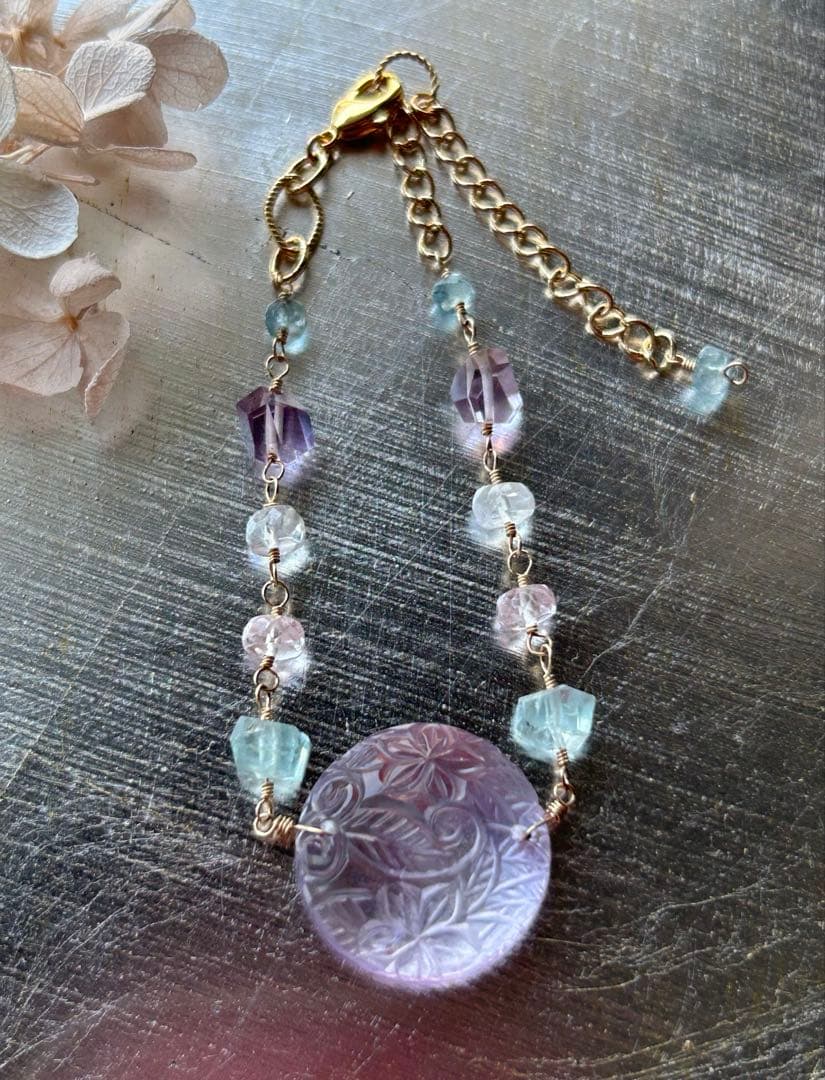 専用❣️ピンクアメジストプルメリアカービング＆アクアマリンとモルガナイトのブレス他