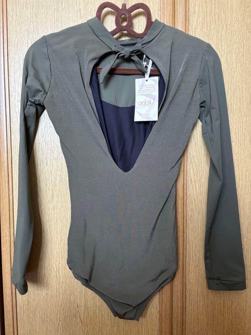 新品未使用人気商品アダルadaluイタリア輸入水着
