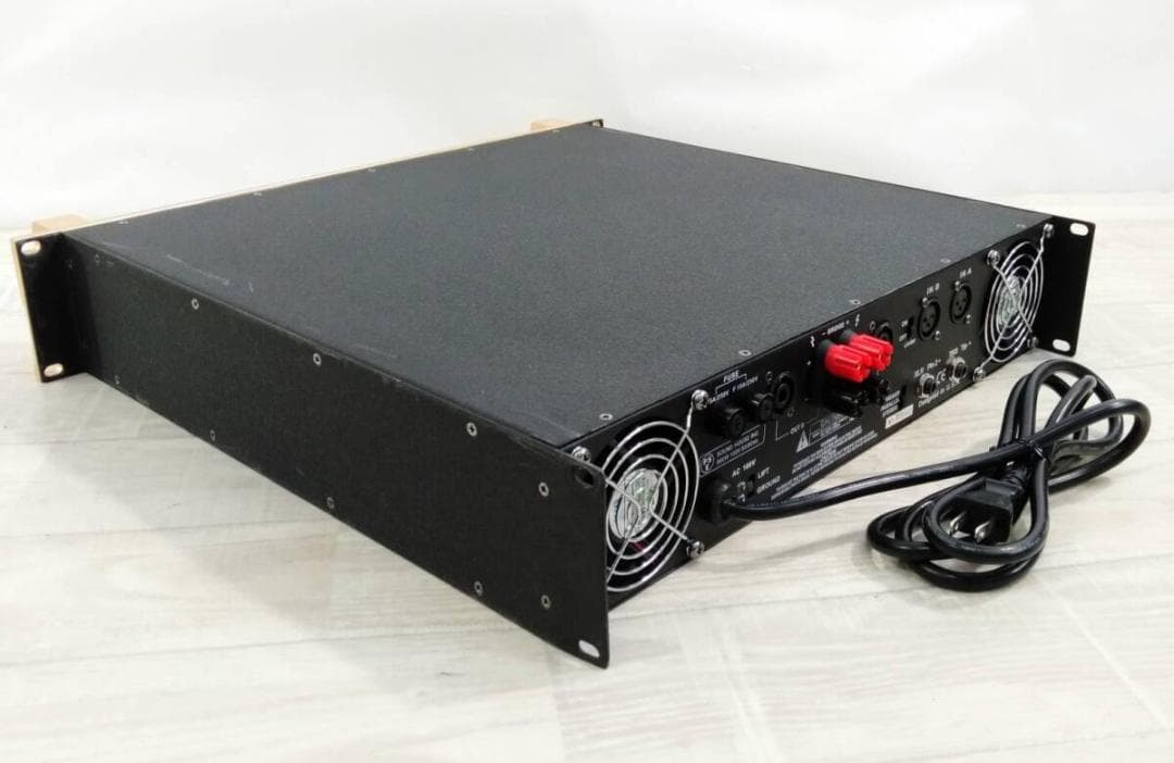 ジャンク CLASSIC PRO クラシックプロ パワーアンプ CP1400