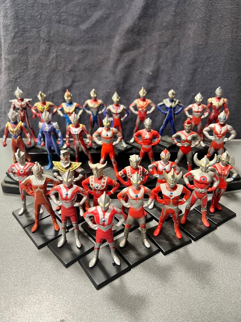 ウルトラマンガチャガチャ28体セット