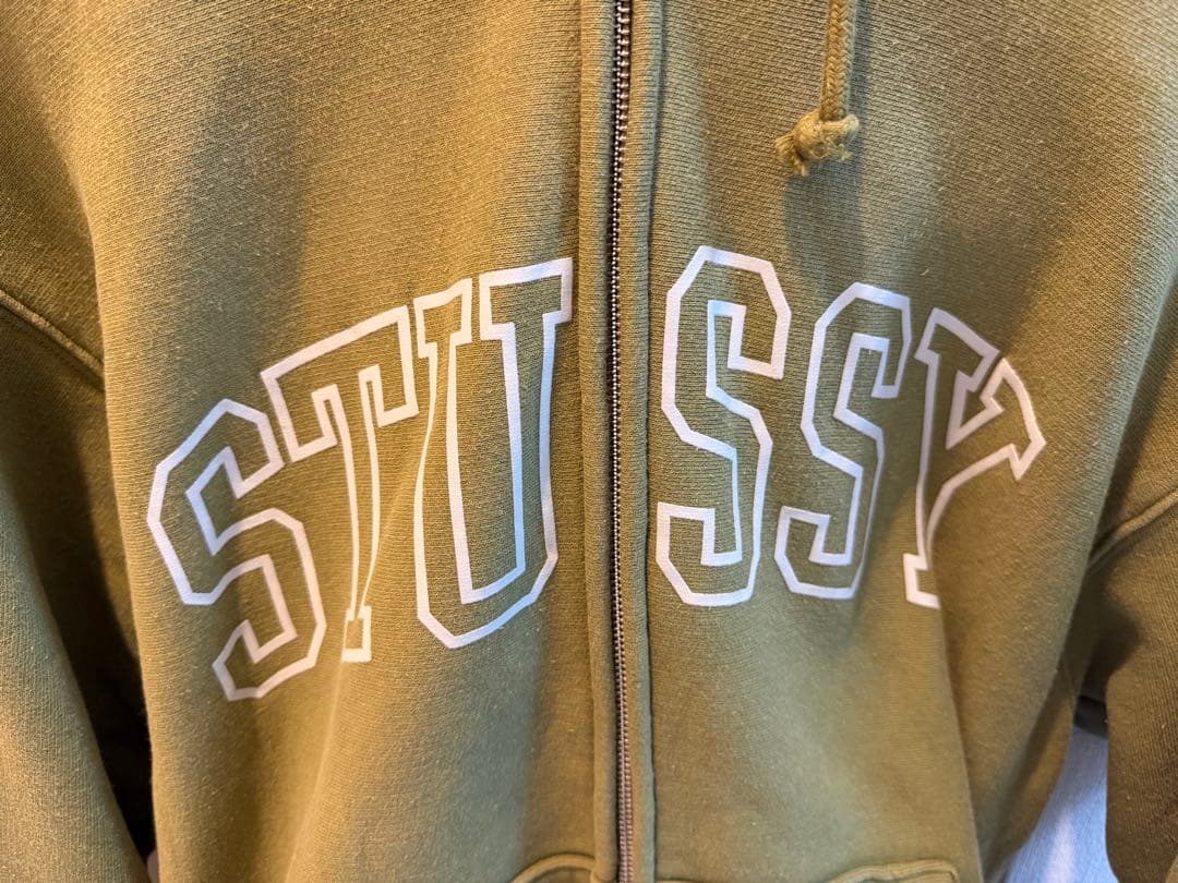 STUSSY オリーブ ジップアップパーカー サイズM