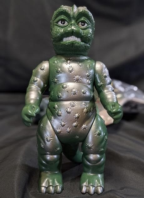 ミニラ（ブルマァク復刻）＆未開封カマキラス（マルサン）ソフビ２体セット＋１