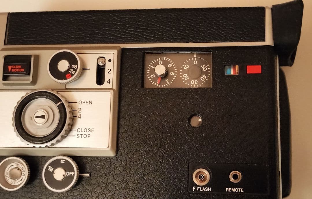 フィルムカメラ CANON AUTO ZOOM 814