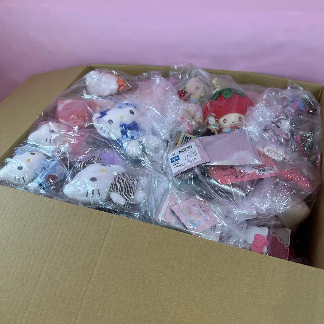 【41点 新品未使用品 】サンリオグッズ ハローキティグッズ まとめ売り 大量