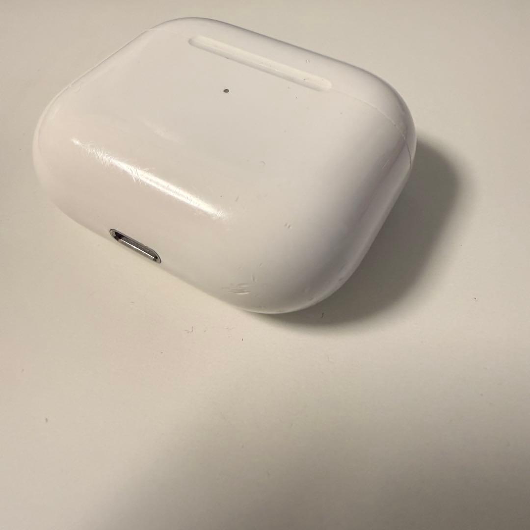 Apple AirPods3本体