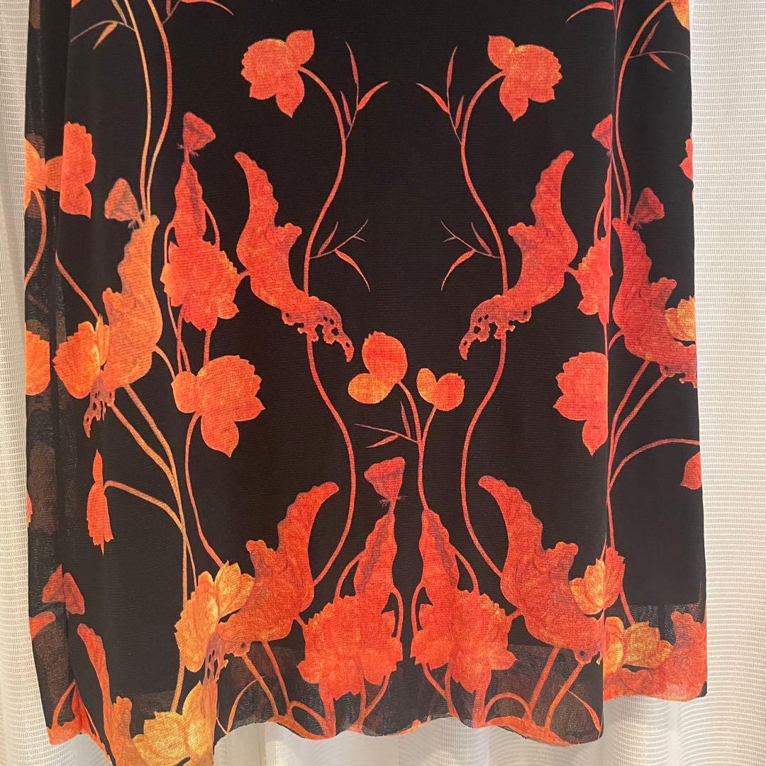 VIVIENNE TAM パワーネット膝丈スカート 黒/オレンジ 花柄 S