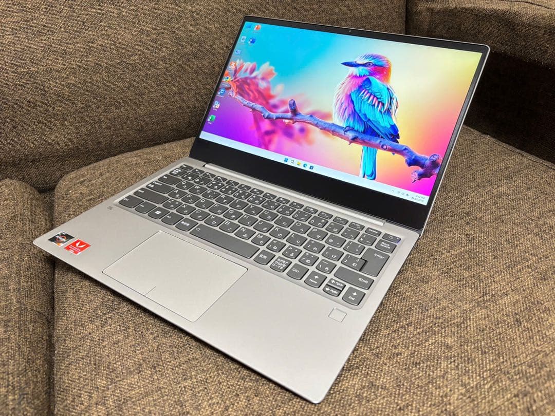 美品　Lenovo AMD Ryzen ノートPC 超軽量　オフィス