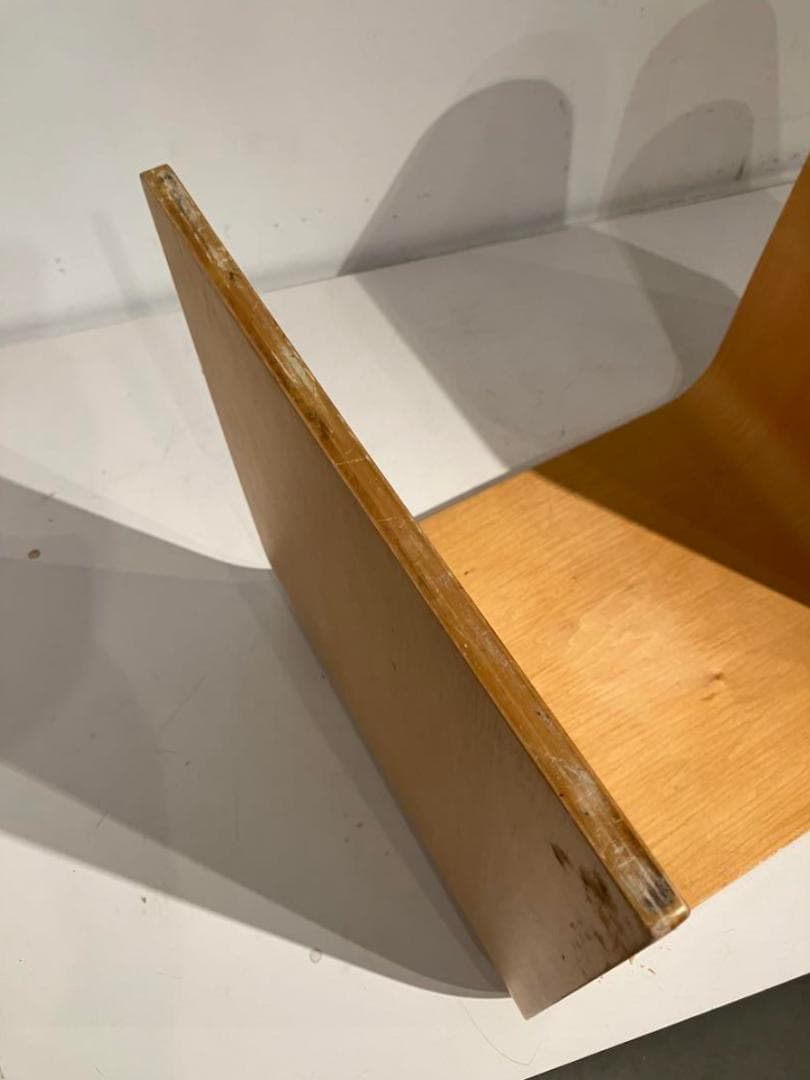 プライウッド、マガジンラック付きサイドテーブル、ミッドセンチュリー、北欧、モダン