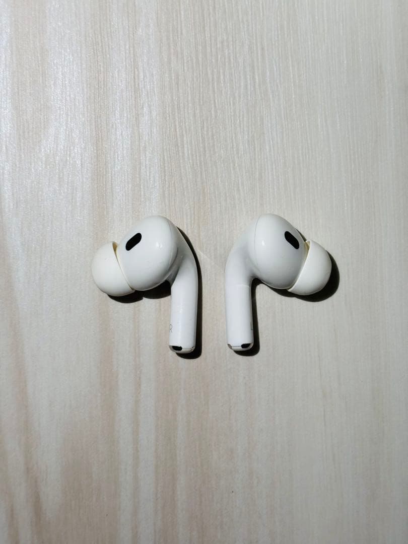airpods pro 第2世代【Lightning】