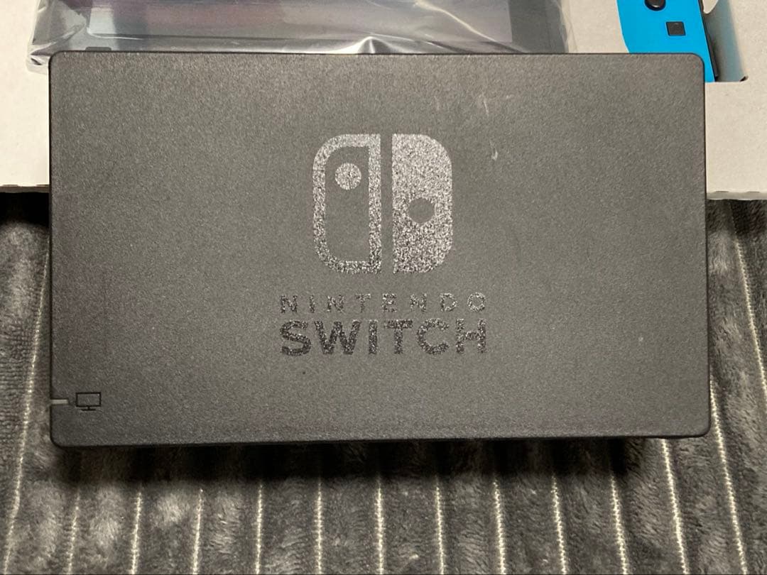 Nintendo Switch 本体　箱付き　おまけつき