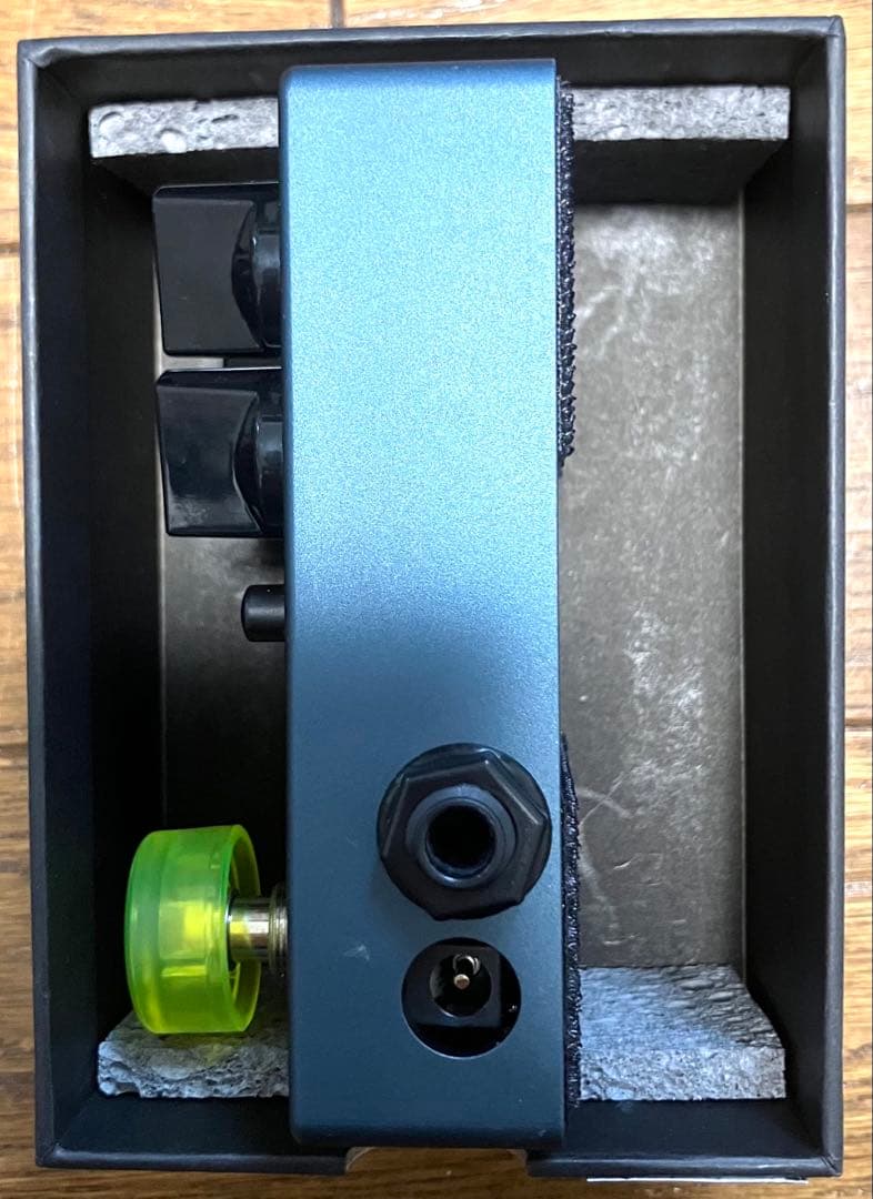 Darkglass ALPHA OMICRON ベースエフェクター