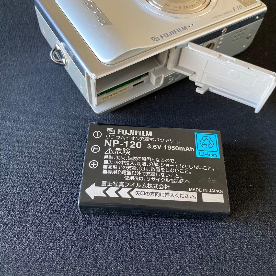 FUJIFILM finepix F10 CCDセンサー コンデジ