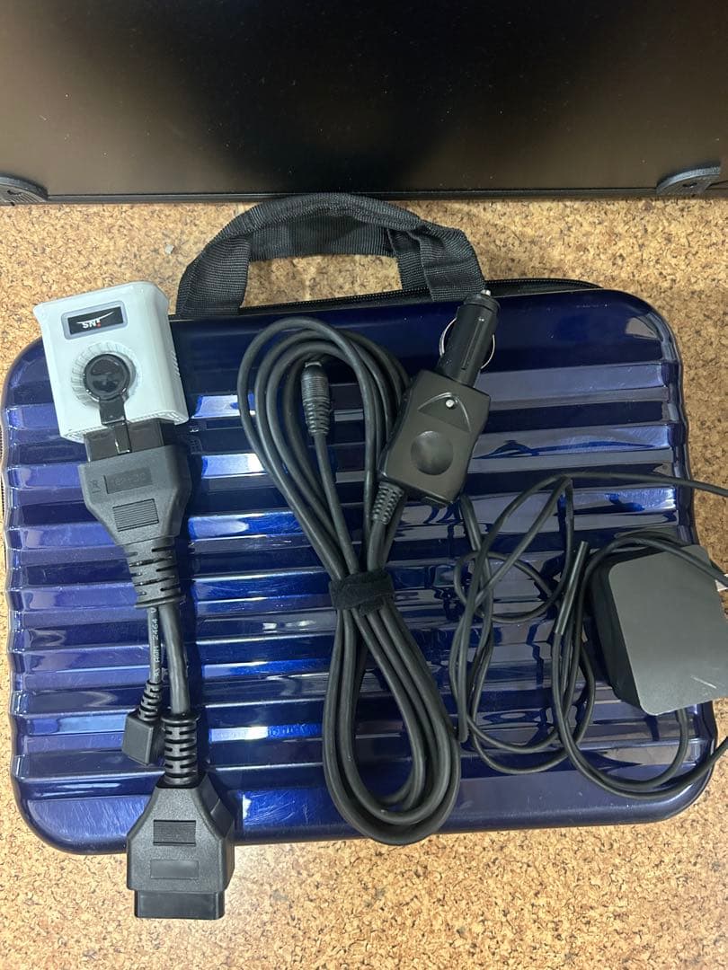 さらに値下げ！G-scan Tab　スキャンツール自動車故障診断機　ケース付）