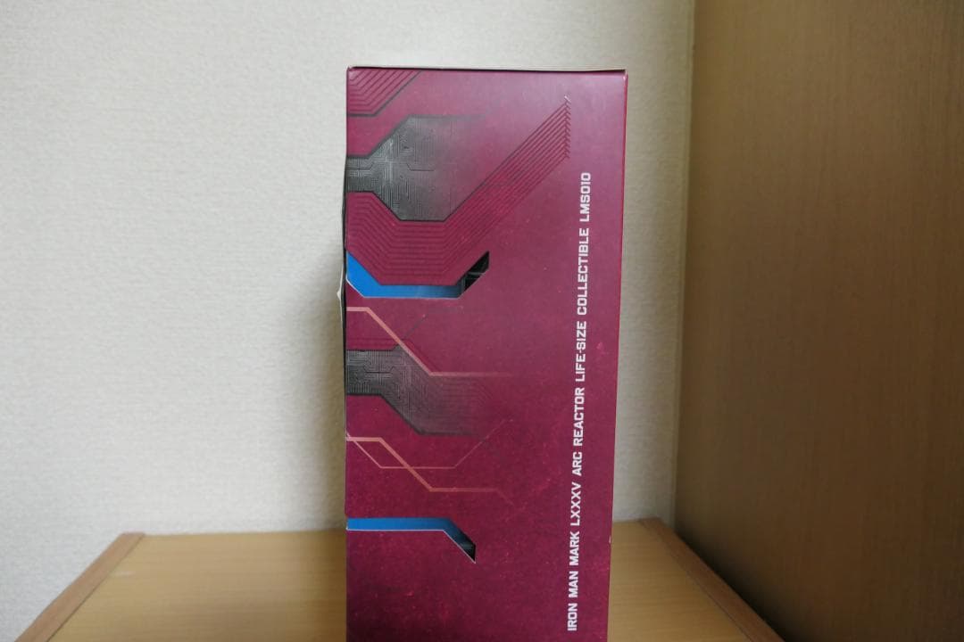 未使用　アイアンマン　ホットトイズ　アークリアクター　マーク85　アベンジャーズ