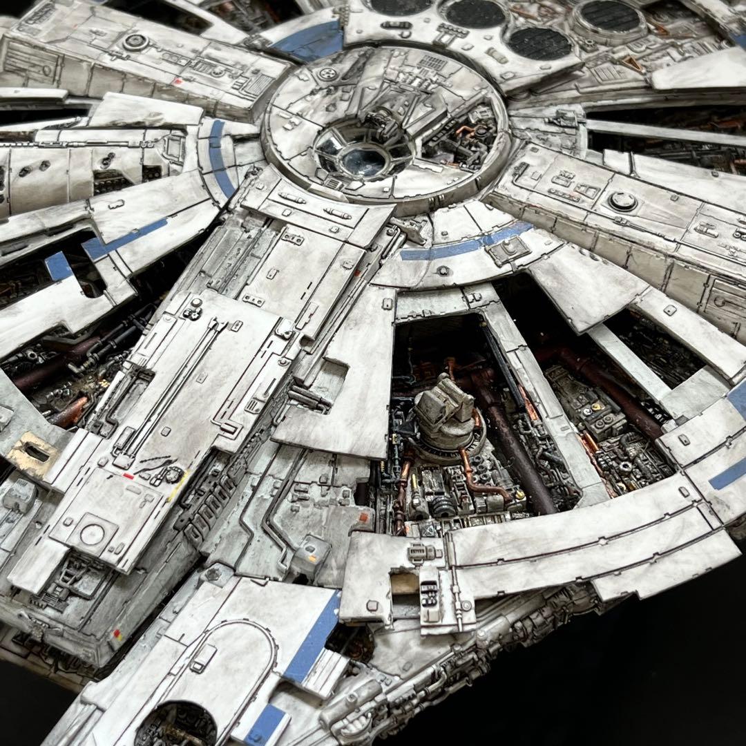 スターウォーズ　ミレニアムファルコン　サヴァリーンvr. 1/144 バンダイ